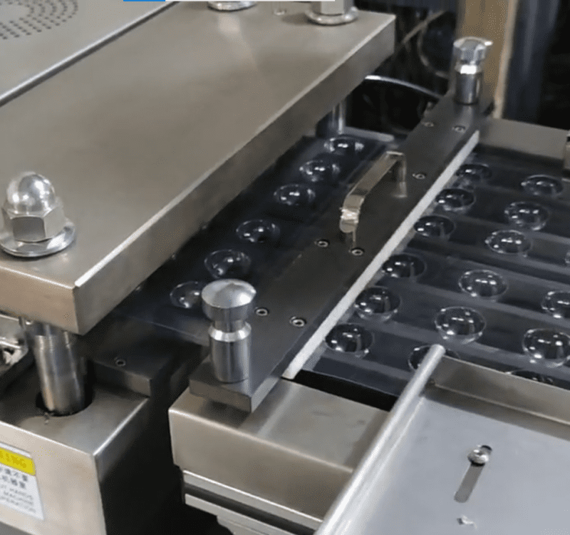 Double Side Forming Blister Packing Machine